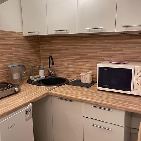 Maly Apartament Z Kuchnia I Lazienka Appartement Szczecin Buitenkant foto