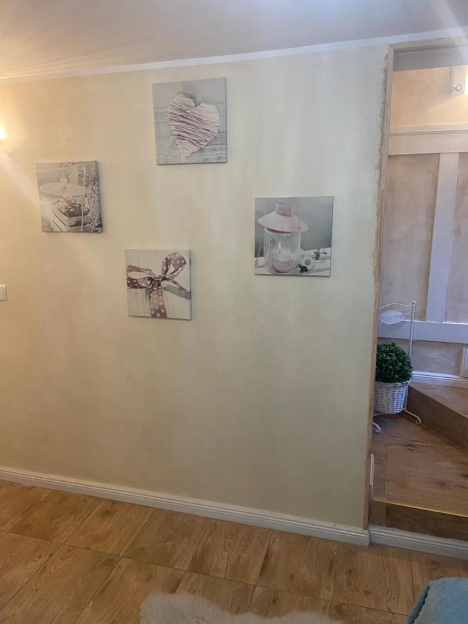 Maly Apartament Z Kuchnia I Lazienka Appartement Szczecin Buitenkant foto